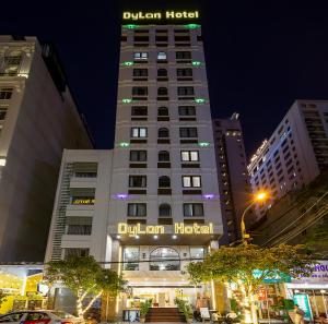 Zgradba, v kateri se nahaja hotel