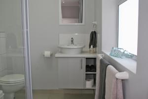 Phòng tắm tại Myoli Holiday Apartments +33 ảnh