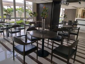 Posezení v ubytování Mactan Newtown with Garden and Ocean View