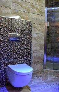 Koupelna v ubytování Hotel La Rosa + 37 fotografií