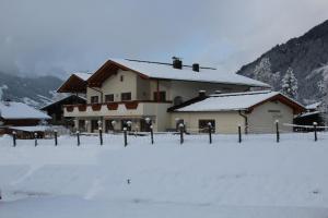 Ferienhaus Zillertal v zimě