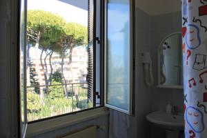 Ostello Villa Monte Mario的一间浴室