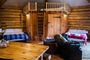 Gallery image of Coed y Marchog Woodland Retreat in Hereford