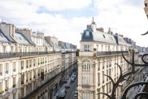 Gallery image of Hotel Berne Opera in Paris