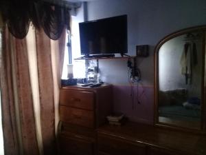 TV a/nebo společenská místnost v ubytování Apartamento en colonia tacubaya