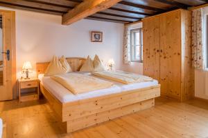 Postel nebo postele na pokoji v ubytování Kolping-Ferienhaus