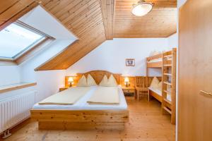 Postel nebo postele na pokoji v ubytování Kolping-Ferienhaus