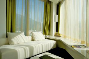 Posedenie v ubytovaní Mercure Nerocubo Rovereto