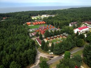 an aerial view of a town with trees and buildings at Amber Willa in Bobolin