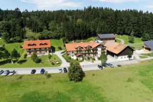 Erlebnishof Reiner - Urlaub auf dem Bauernhof tesisinin kuş bakışı görünümü