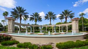 สวนหย่อมนอก The Floridian 3 bed townhouse at Emerald Island Resort