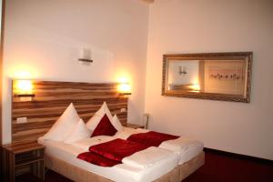 Postel nebo postele na pokoji v ubytování Hotel Bruckertshof