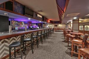 Restorāns vai citas vietas, kur ieturēt maltīti, naktsmītnē Ramada by Wyndham Albuquerque Midtown