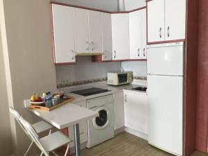 Kuchnia lub aneks kuchenny w obiekcie Apartamento DELUXE Benalmádena