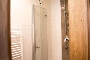 Kúpeľňa v ubytovaní Berg' & Bluamen Appartements Stubai