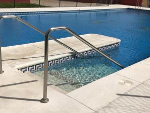 Basen w obiekcie Apartamento DELUXE Benalmádena lub w pobliżu