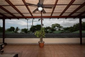 Balkón nebo terasa v ubytování Club del Mar Oceanfront