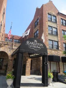 a building with a sign for the carillion of calitty park at Carleton of Oak Park in Oak Park