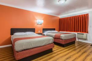 Postel nebo postele na pokoji v ubytování Motel 6 Tremonton, Utah
