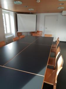 Viðskiptasvæði og/eða fundarherbergi á Hotel & Restaurant Forni