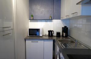 Photo de la galerie de l'établissement Ty Nevet - Appartement avec balcon et parking privé, à Quimper