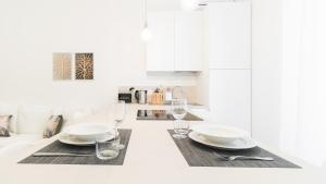 A kitchen or kitchenette at Italianway - Vincenzo Monti 36
