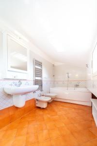 A bathroom at Bibi Home