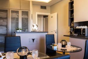A kitchen or kitchenette at Top Floor Trastevere