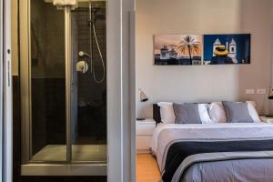 A bed or beds in a room at Top Floor Trastevere