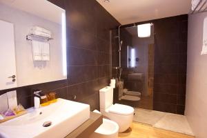 Kúpeľňa v ubytovaní Hotel Pompaelo Plaza del Ayuntamiento & Spa