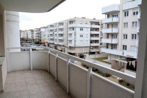 Balkón alebo terasa v ubytovaní Apartament F&J #12