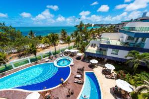 Bazén v ubytování Coral Plaza Apart Hotel nebo v jeho okolí