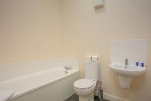Ένα μπάνιο στο Granary Suite No3 - Donnini Apartments +5 φωτογραφίες