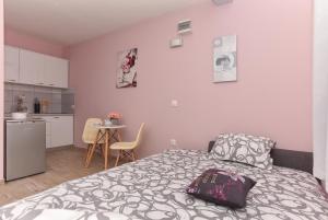 Eldhús eða eldhúskrókur á Studio Apartment Deluxe