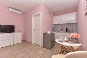 Eldhús eða eldhúskrókur á Studio Apartment Deluxe