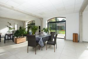 Posezení v ubytování Ô jardin de boutancourt