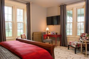 Gallery image of Gothic Eves Inn and Spa Bed and Breakfast in Trumansburg
