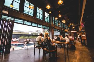 入住BED STATION Hostel Khaosan的客人