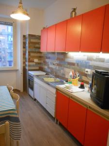 Кухня или мини-кухня в L'Oleandro di Alfredo
