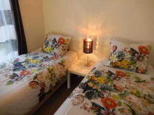 Säng eller sängar i ett rum på Apartment Amsterdam New West - Free parking