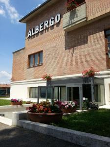 The building in which a szállodákat is located