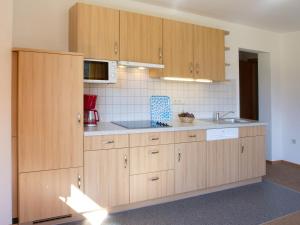 Kuchyň nebo kuchyňský kout v ubytování Haus Karoline
