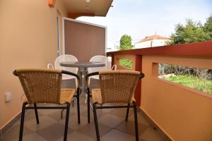 En balkon eller terrasse på Apartments Ivka
