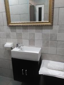 Kúpeľňa v ubytovaní ESTUDIO FAMILIAR En EZCARAY