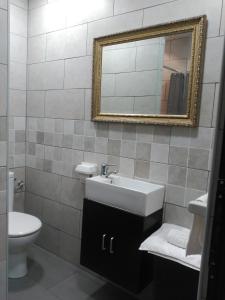 Kúpeľňa v ubytovaní ESTUDIO FAMILIAR En EZCARAY