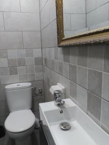 Kúpeľňa v ubytovaní ESTUDIO FAMILIAR En EZCARAY