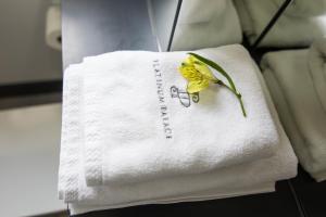 Posteľ alebo postele v izbe v ubytovaní Platinum Residence Boutique