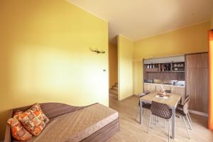 A seating area at Cataleya Resort & Spa