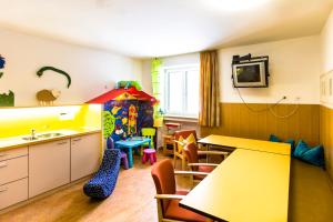 Oleskelutila majoituspaikassa Jugendherberge Garmisch-Partenkirchen - membership required!