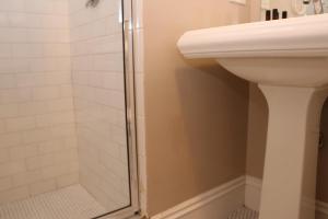 Bagno di Stylish Downtown Studio in the South End, C. Ave #1